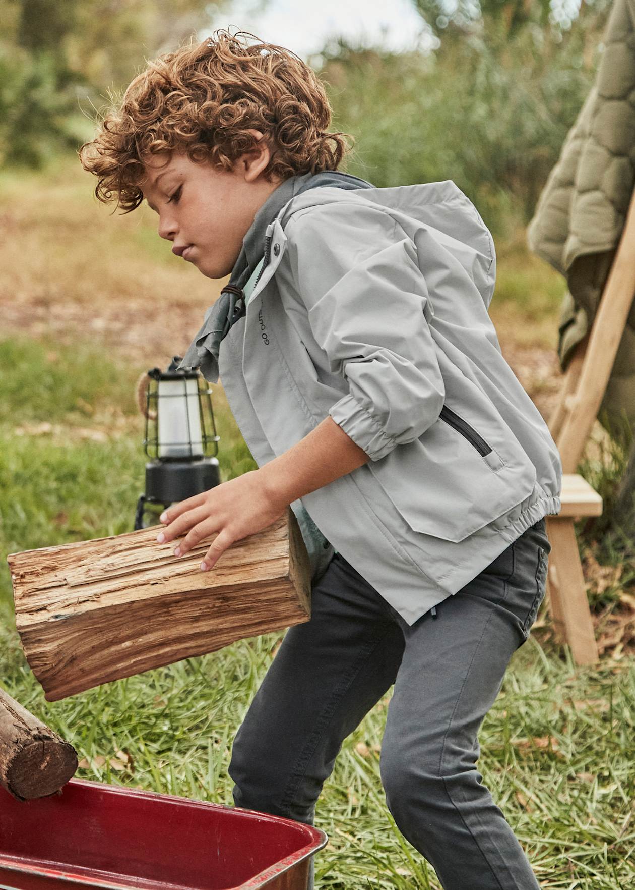 Pantalón ajustado básico niño