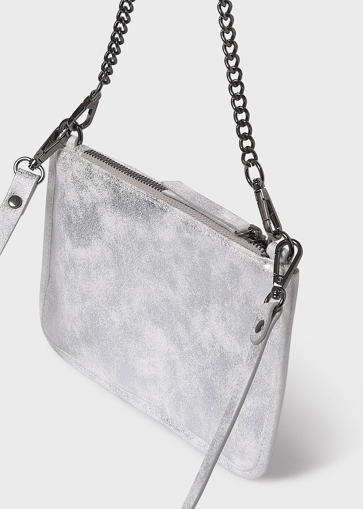 Bolso metalizado tachas chica