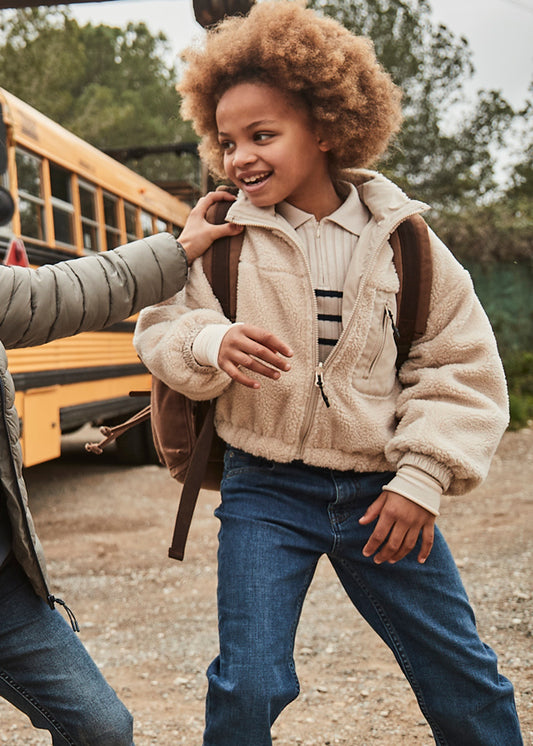 Pantalón vaquero acampanado básico chica