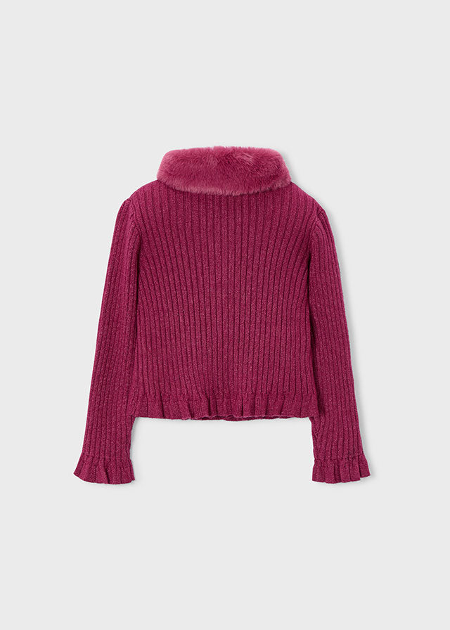 Rebeca cuello pelo niña