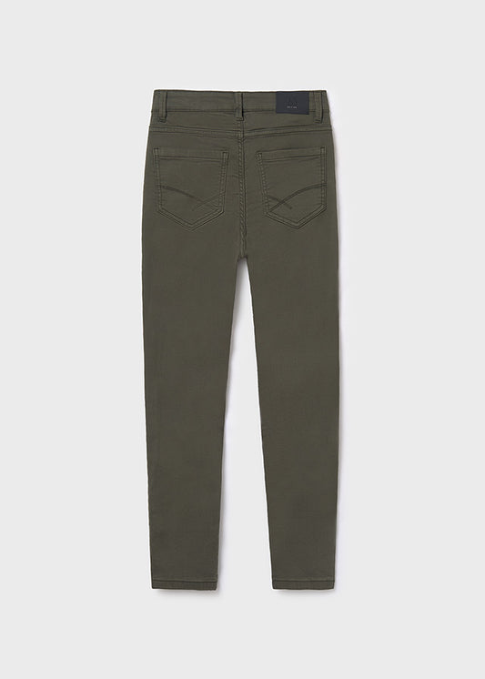 Pantalón slim fit chico