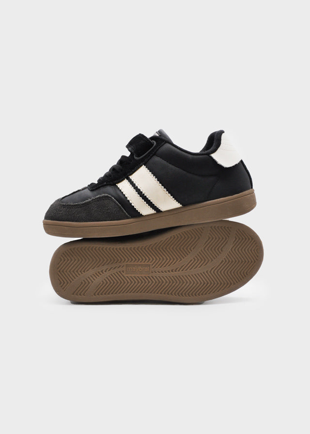 Deportiva casual niña