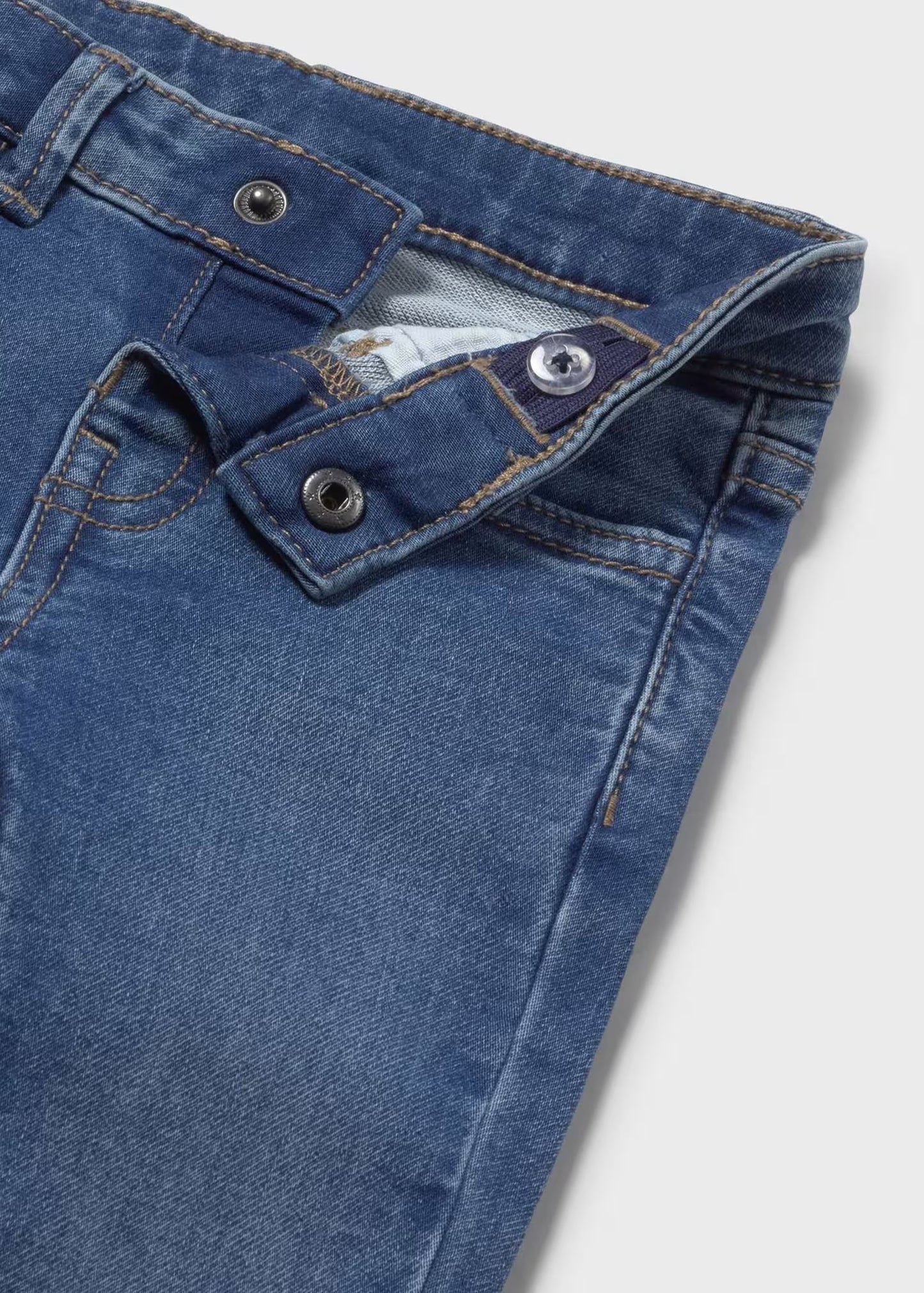 Pantalón vaquero ajustado bebé