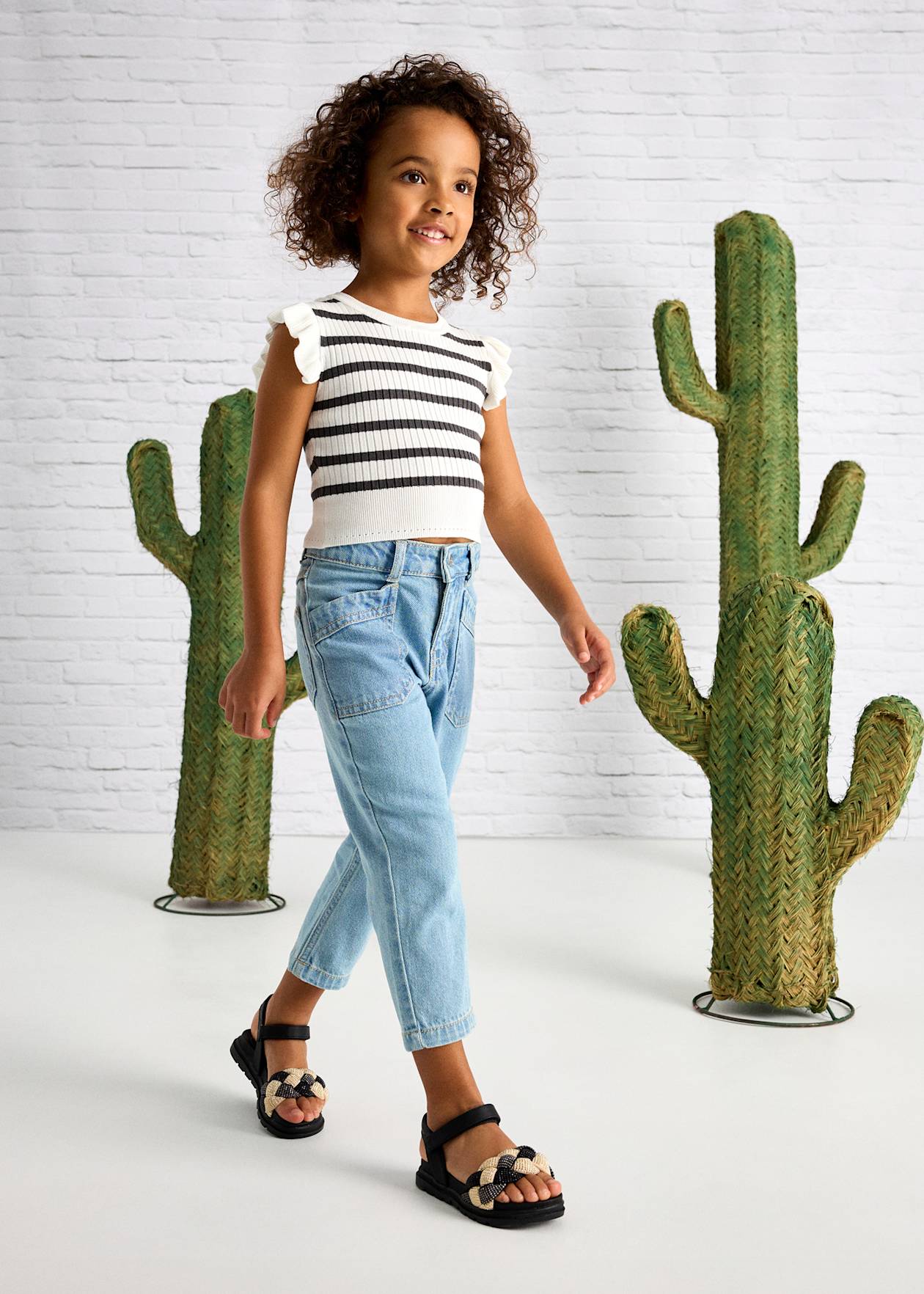 Pantalón vaquero holgado niña