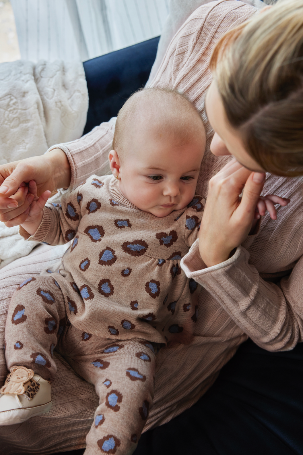 Conjunto pantalón tricot