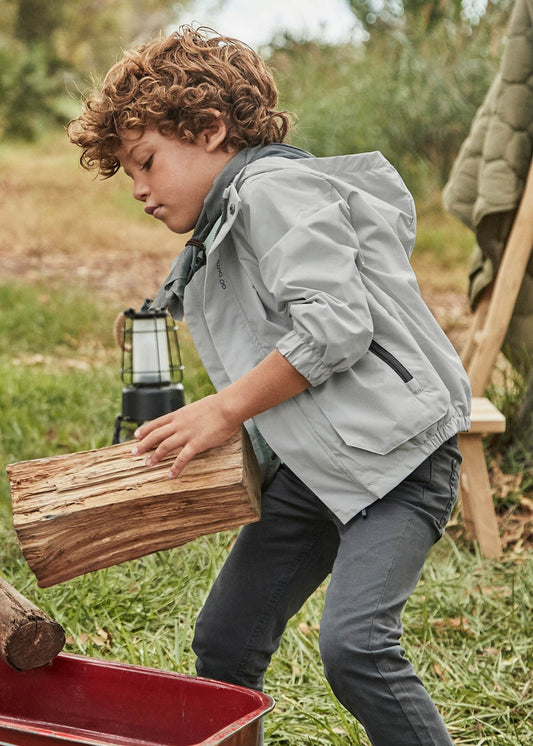 Pantalón ajustado básico niño