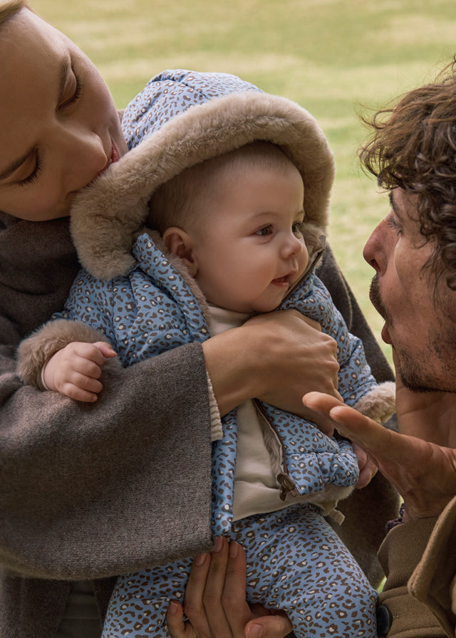 Abrigo y gorro tricot