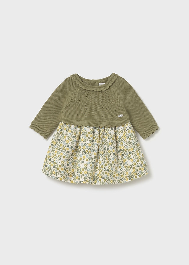 Vestido tricot y plana