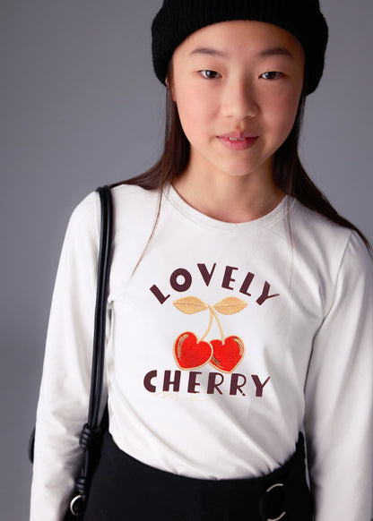 Camiseta básica letras chica