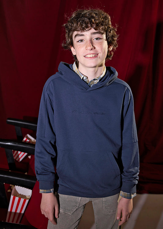 Pullover bordado