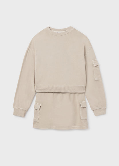 Conjunto falda cargo y sudadera chica