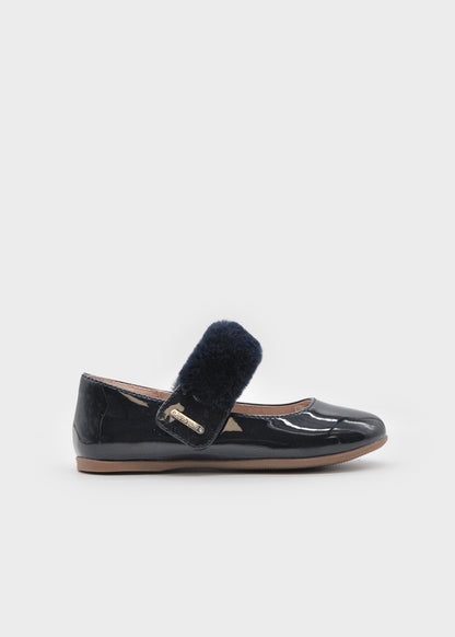 Mercedita charol pelo niña