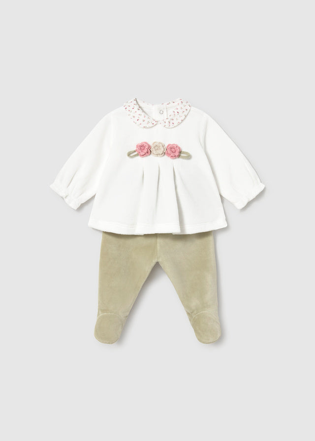Conjunto polaina y camisera recién nacida