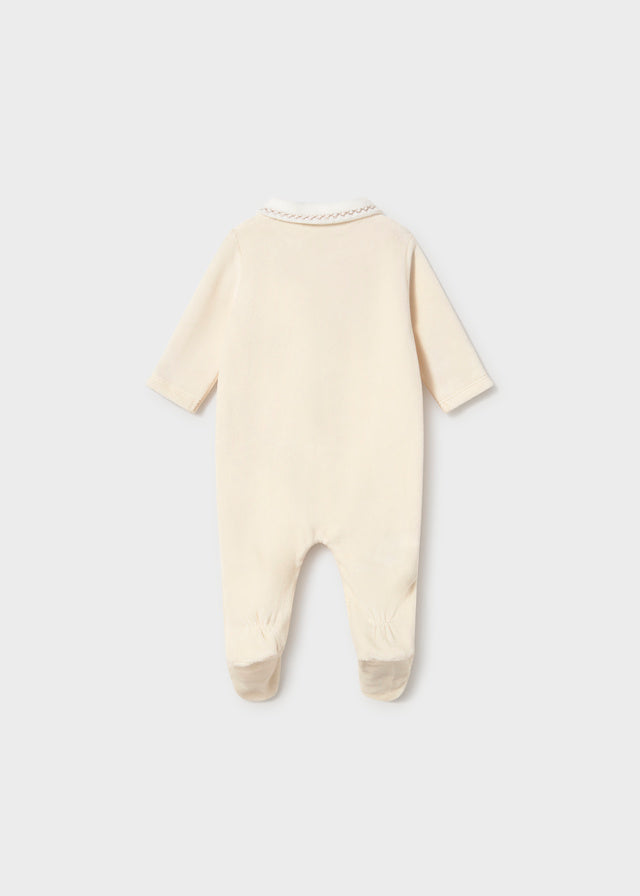 Pijama bordados recién nacido