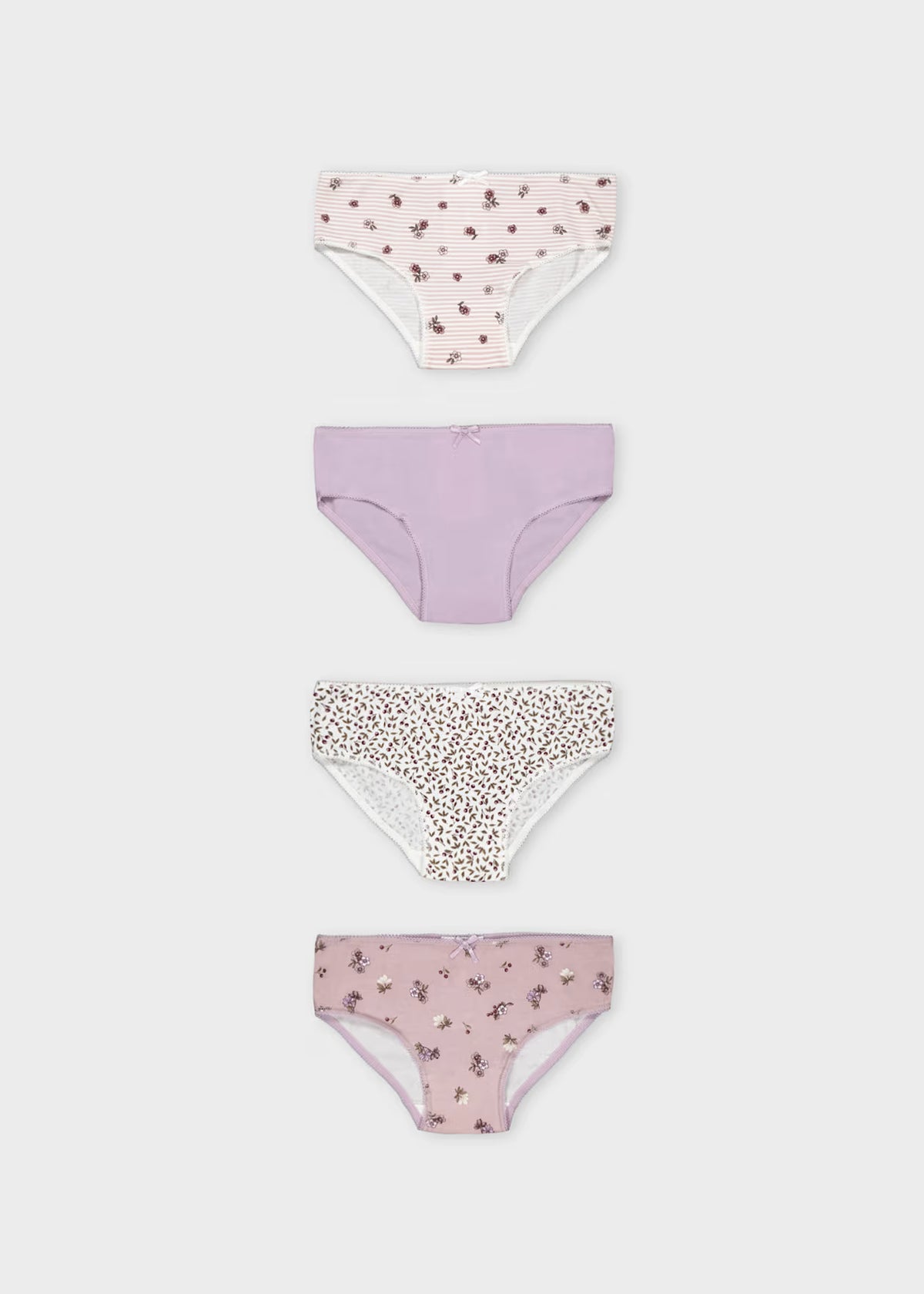 Set 4 braguitas niña