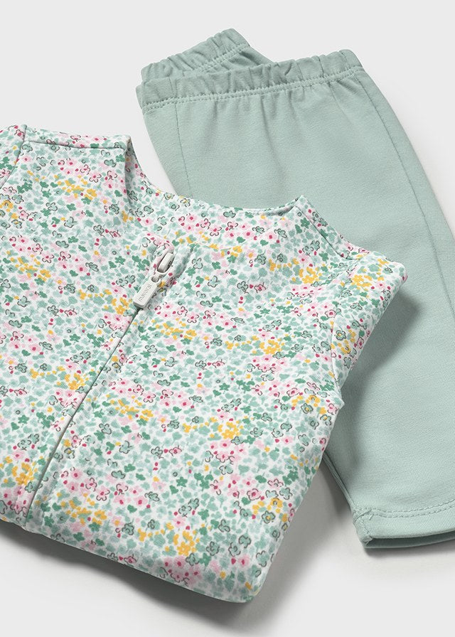 Chándal con camiseta flores recién nacida