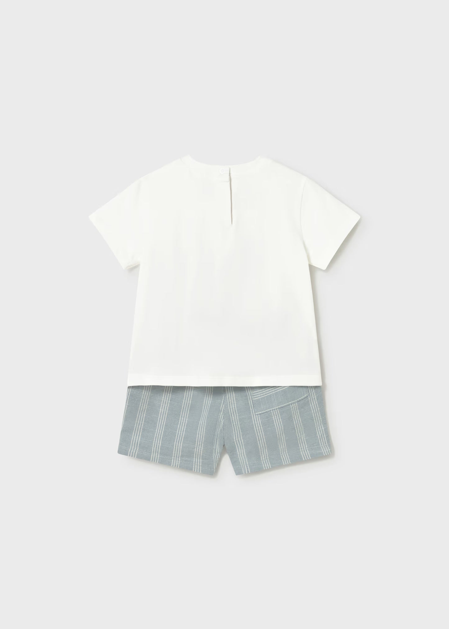 Conjunto bermuda y camiseta con lino bebé