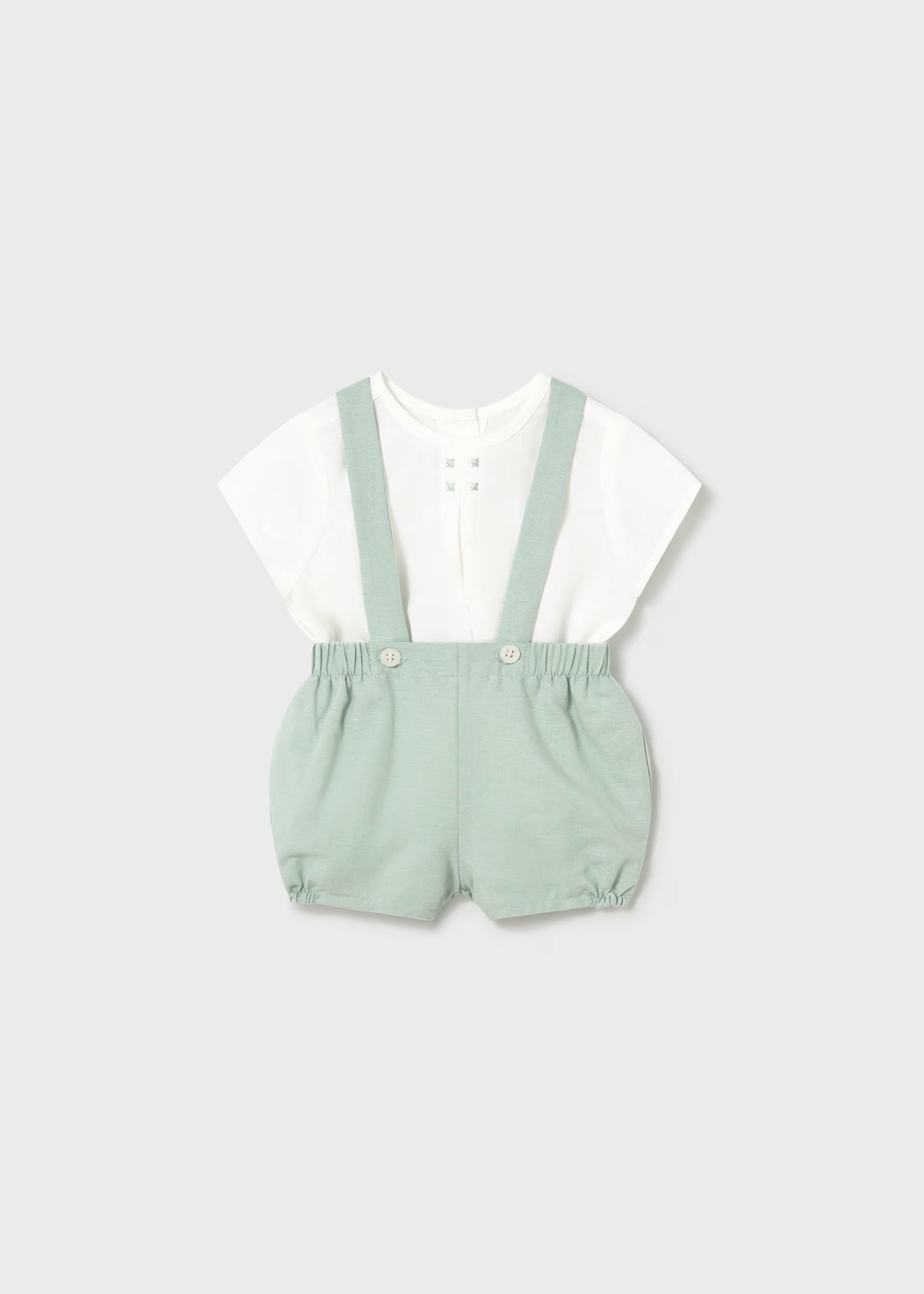 Conjunto pantalón corto tirantes y camisa recién nacido