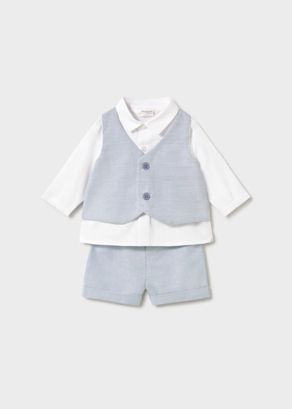 Conjunto pantalón corto y camisa con chaleco recién nacido