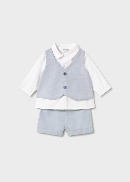 Conjunto pantalón corto y camisa con chaleco recién nacido