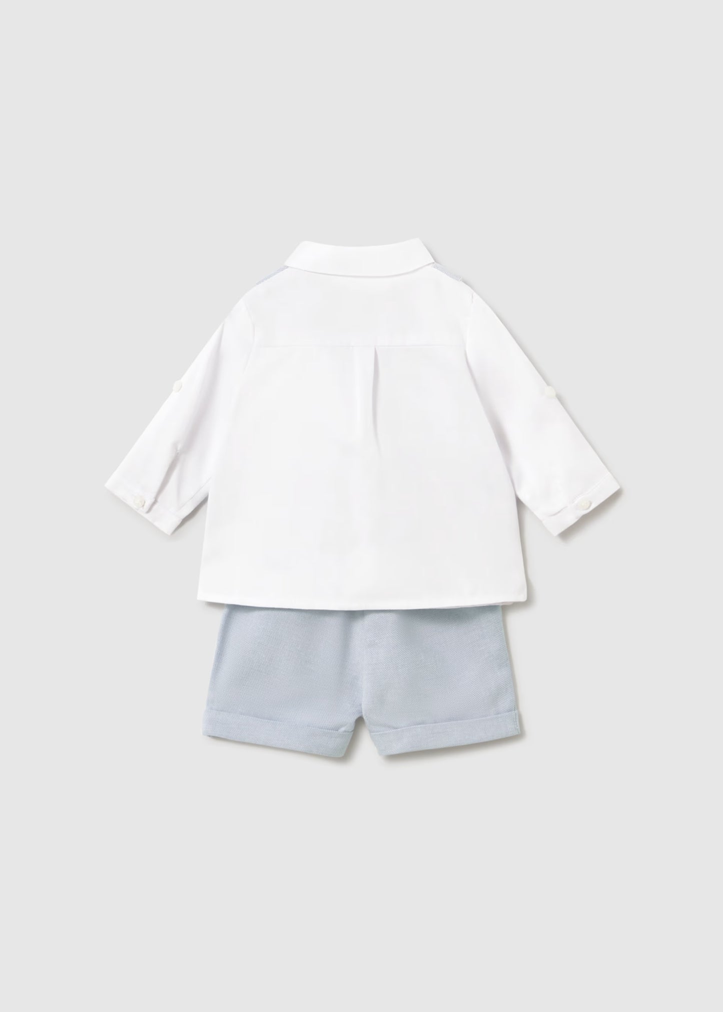 Conjunto pantalón corto y camisa con chaleco recién nacido