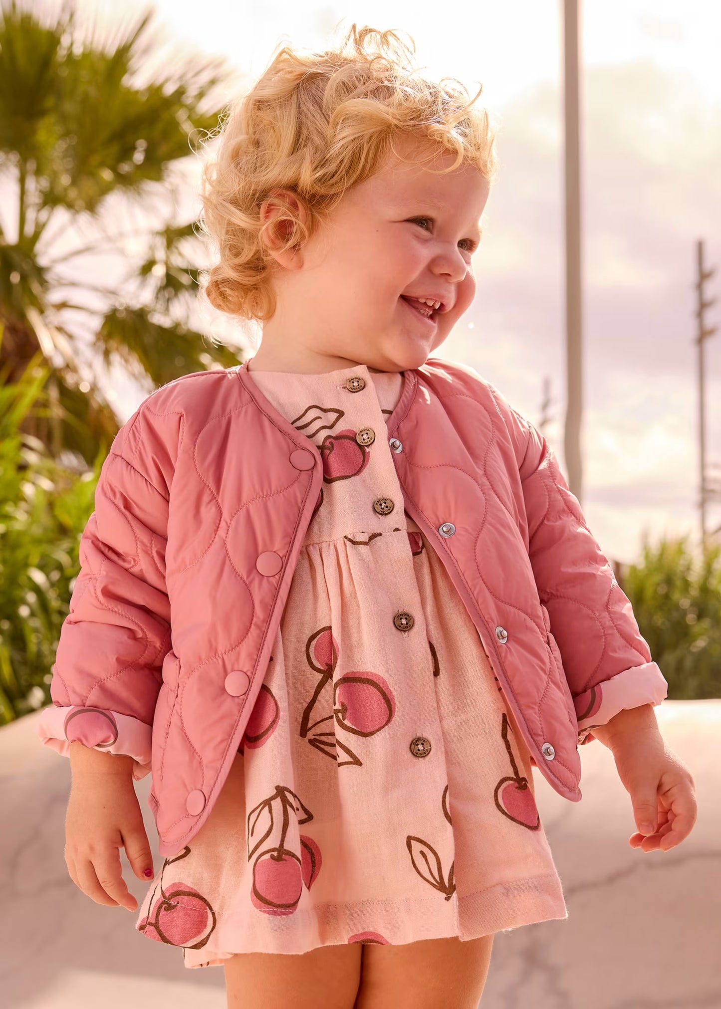 Cortavientos acolchado estampado reversible bebé