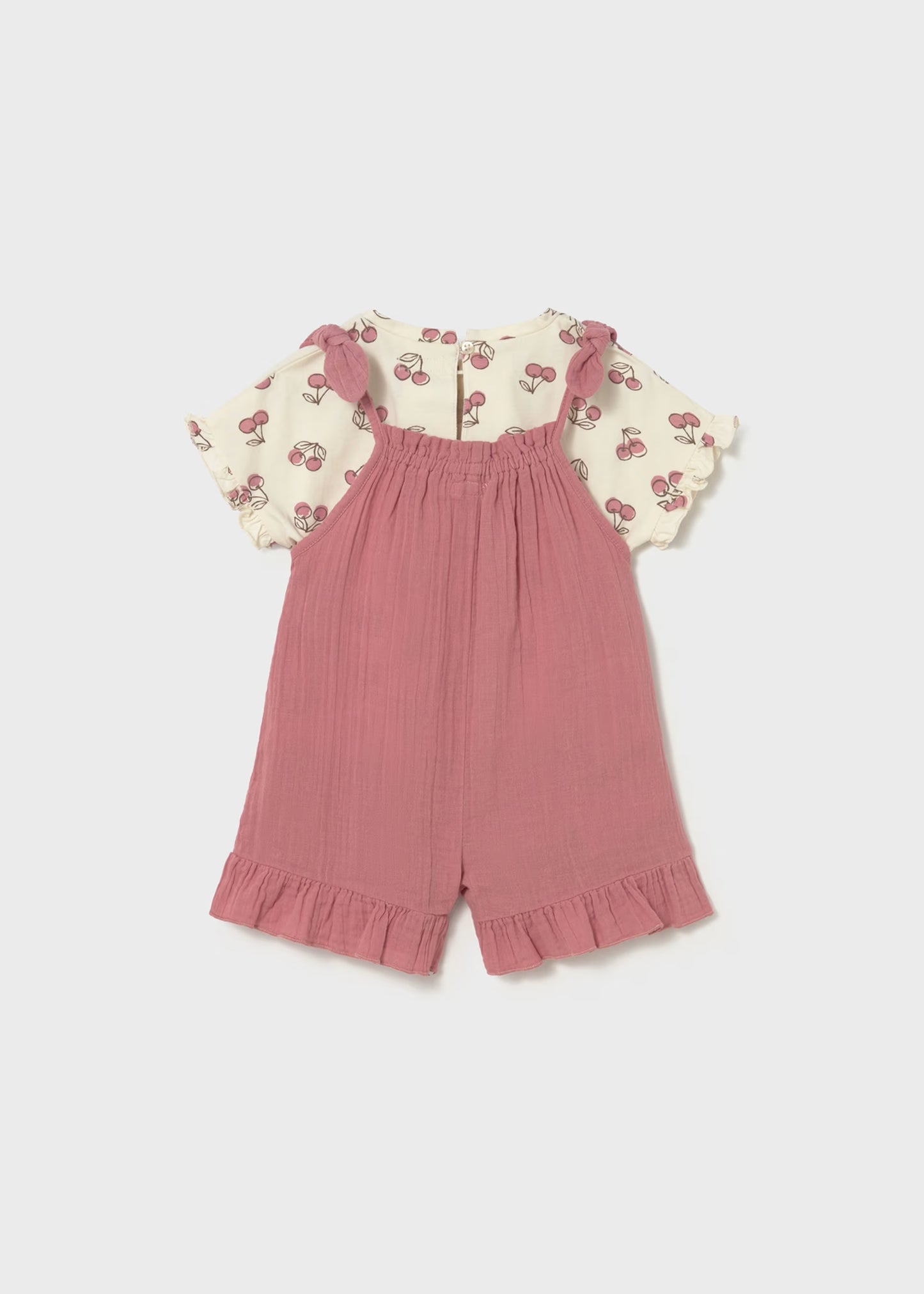 Conjunto peto y camiseta estampada bebé