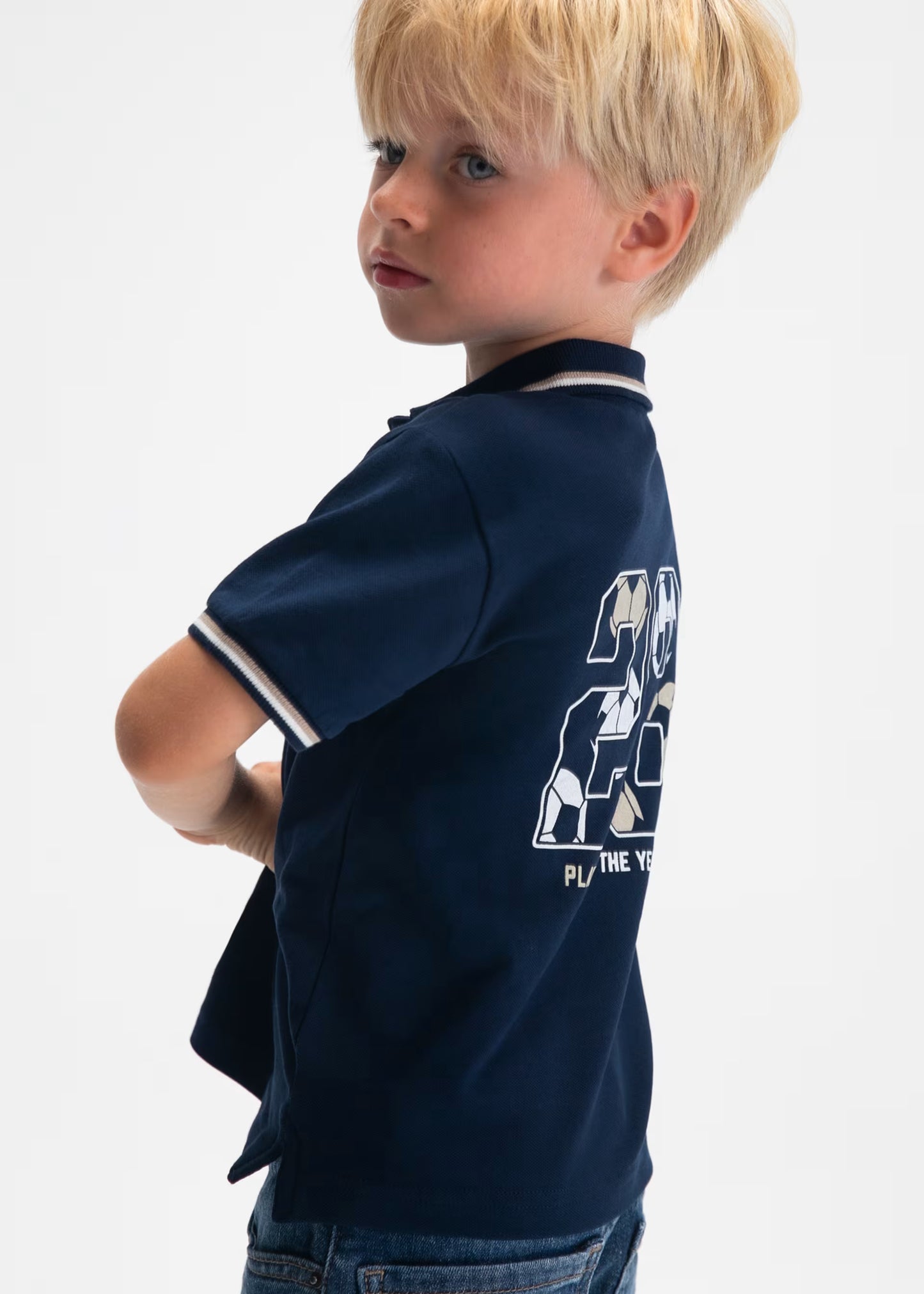 Polo fútbol niño