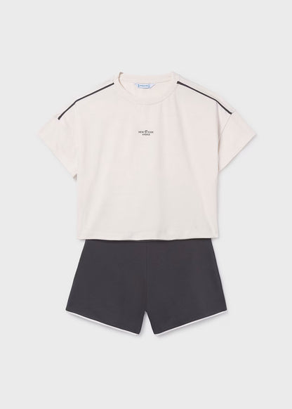 Conjunto pantalón corto y camiseta punto chica