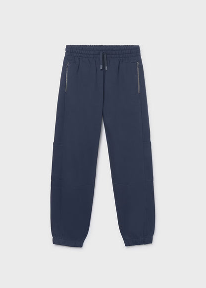 Pantalón chico