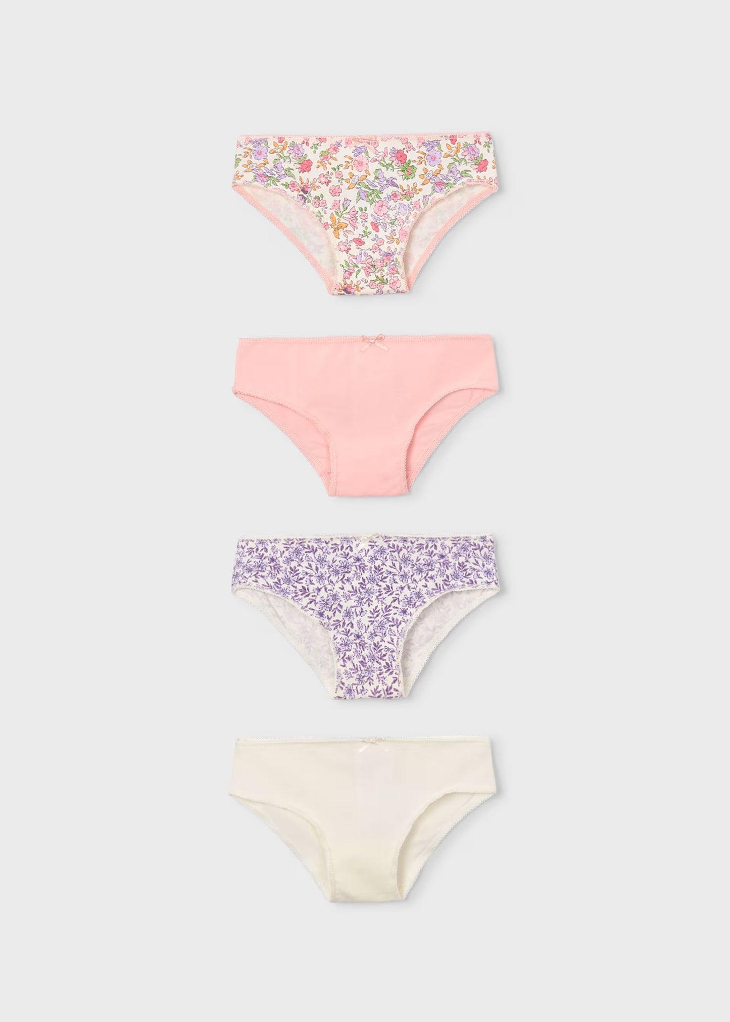 Set 4 braguitas niña