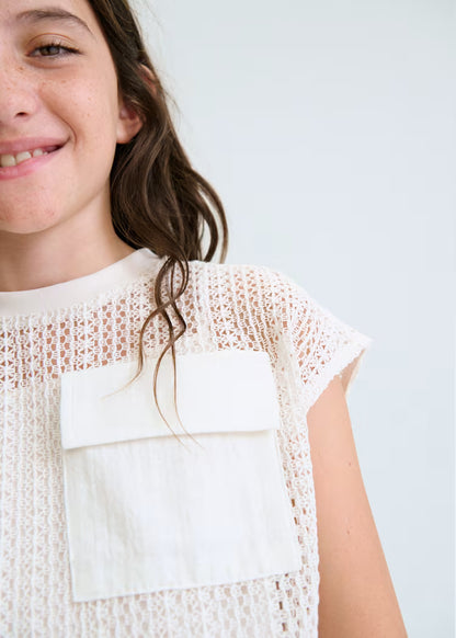 Camiseta con top chica