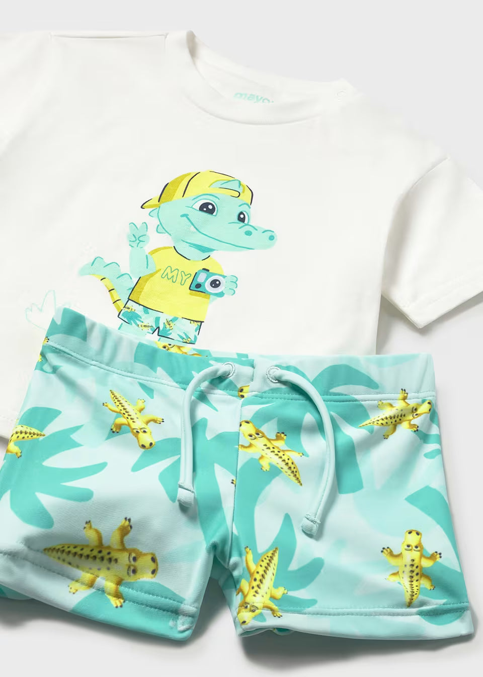 Conjunto bañador y camiseta protección solar bebé