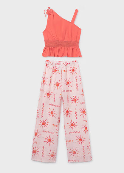 Conjunto de pantalón largo estampado y top chica