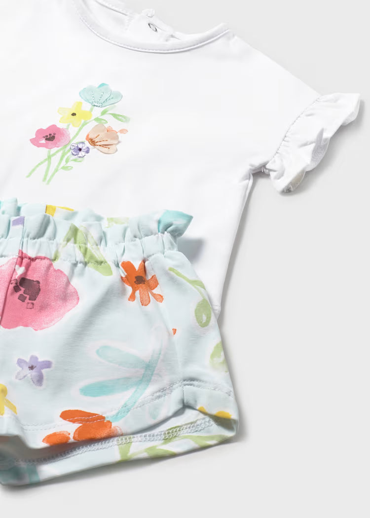 Conjunto pantalón corto estampado y camiseta recién nacida