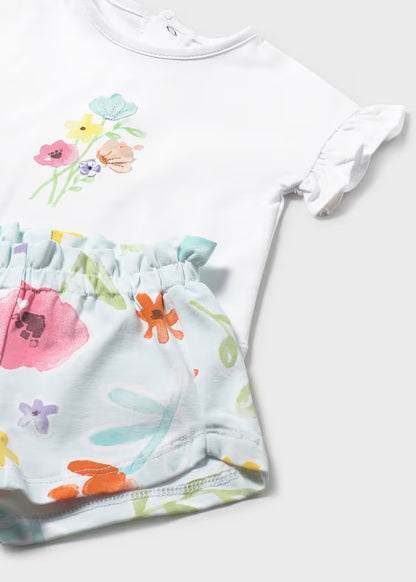 Conjunto pantalón corto estampado y camiseta recién nacida