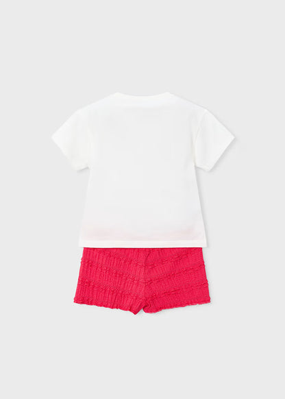 Conjunto pantalón corto volantes y camiseta estampada niña