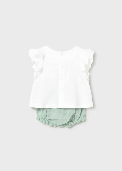 Conjunto pantalón corto y camiseta flor recién nacida