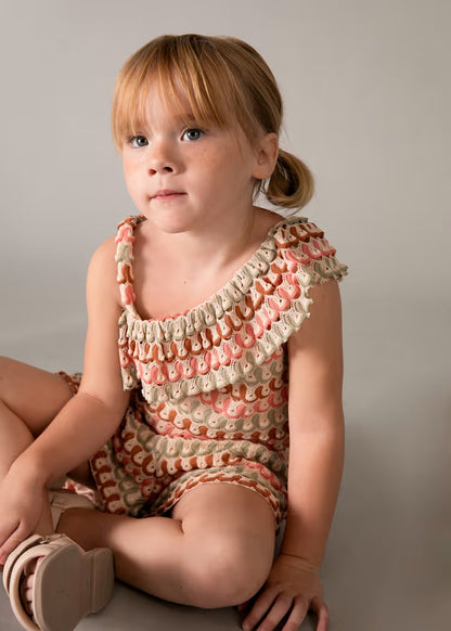 Conjunto pantalón corto y top asimétrico niña