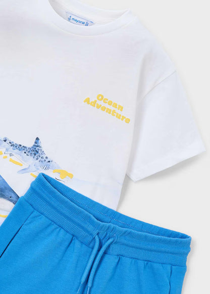 Conjunto pantalón y camiseta tiburones niño