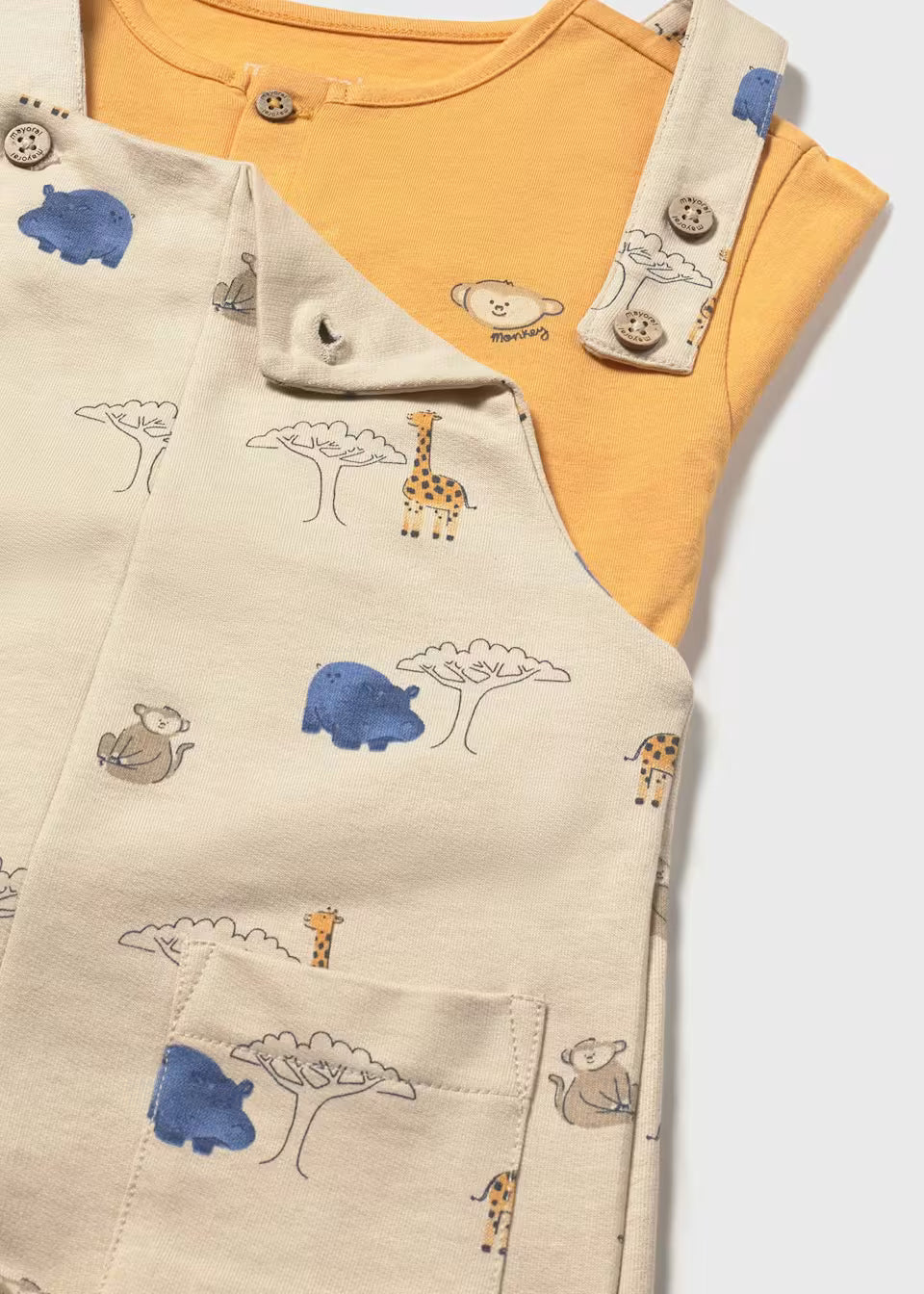 Conjunto peto estampado y camiseta bebé