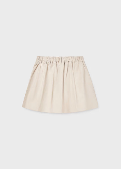 Falda pantalón chica