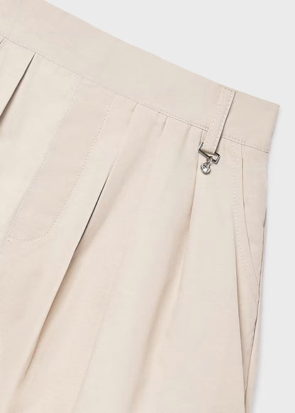Falda pantalón chica