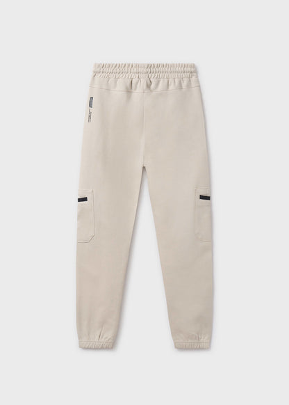 Pantalón casual contrastes chico