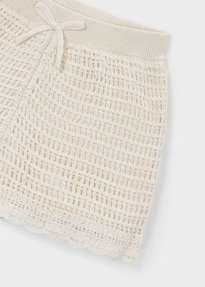 Pantalón detalles calados niña