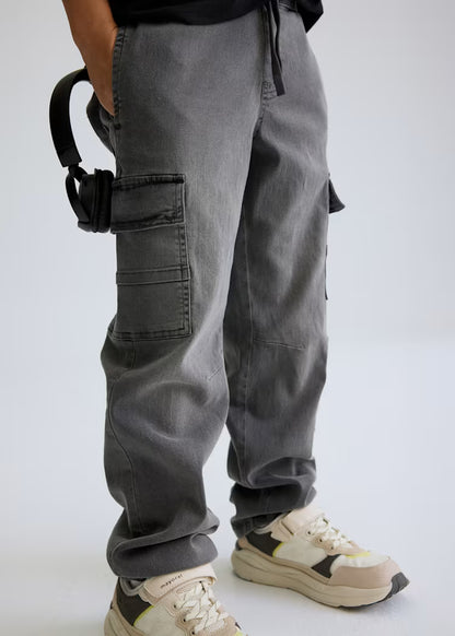 Pantalón vaquero cargo chico