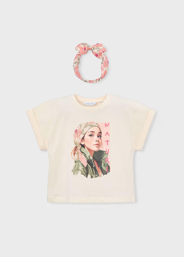 Playera con scrunchie estampada niña