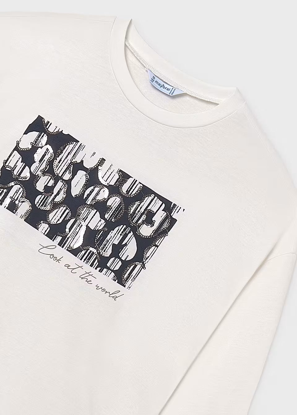 Playera gráfica chica