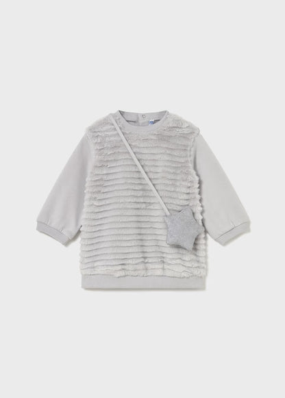 Vestido con bolso bebé