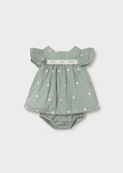 Vestido con cubrepañal recién nacida